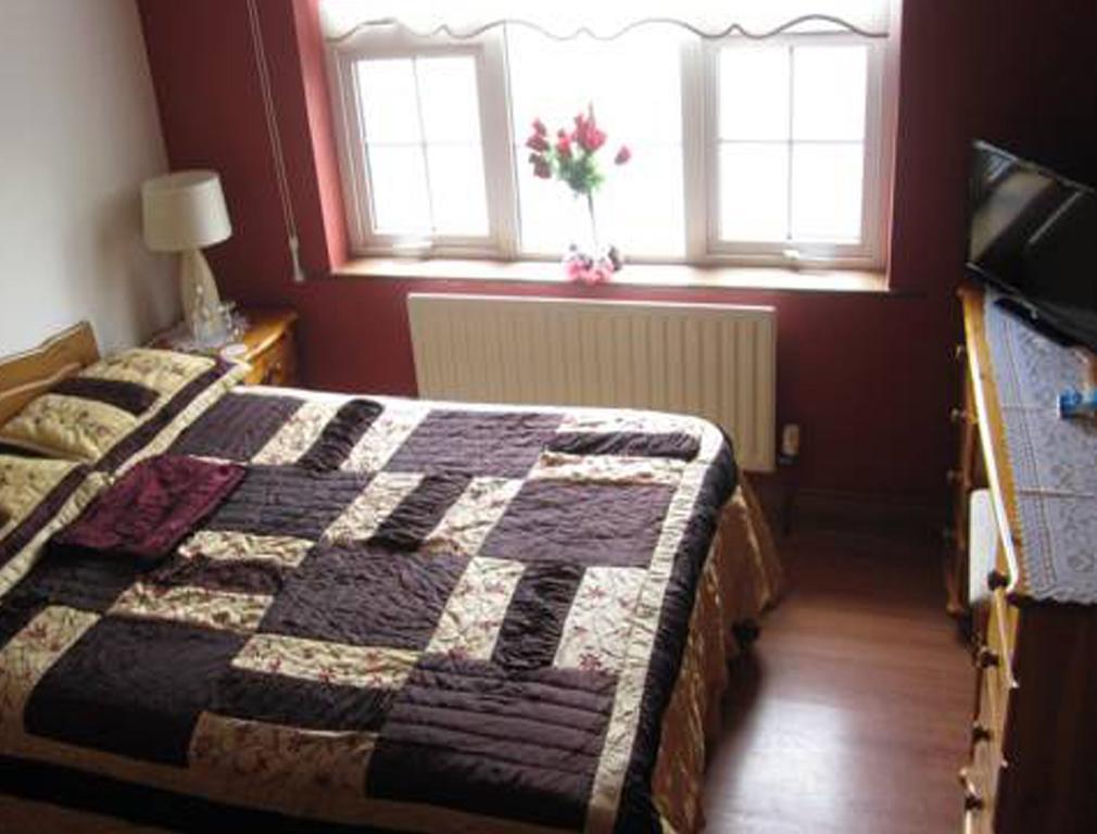 Derghaven B&B, Hostel & Self Catering Scarriff  Szoba fotó