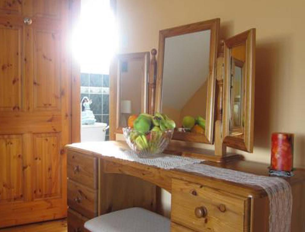 Derghaven B&B, Hostel & Self Catering Scarriff  Kültér fotó