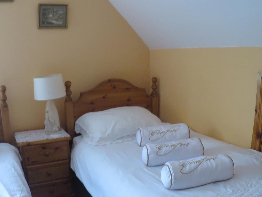 Derghaven B&B, Hostel & Self Catering Scarriff  Szoba fotó