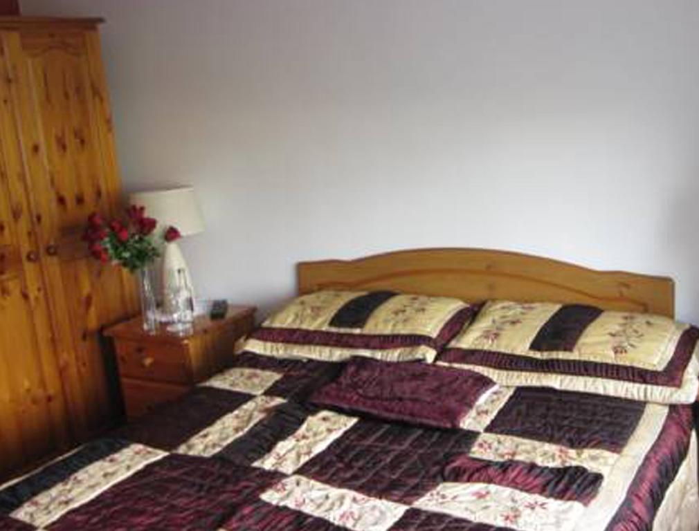 Derghaven B&B, Hostel & Self Catering Scarriff  Szoba fotó